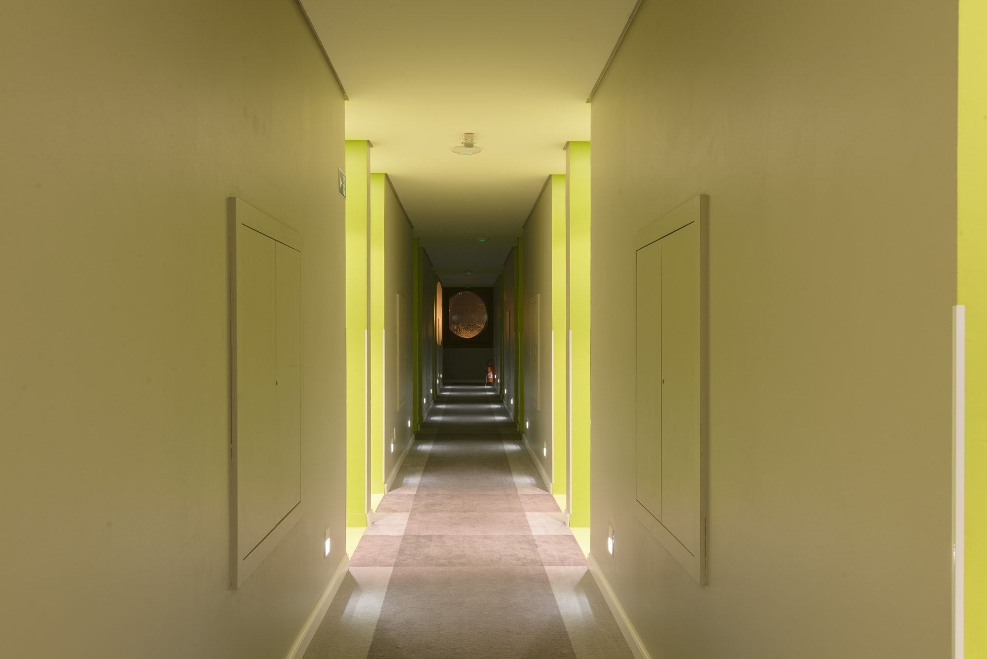 Fotografia de arquitetura e interiores - Hotel Dmax - Arquiteto Luiz Paulo Andrade Arquitetos - Foto 33