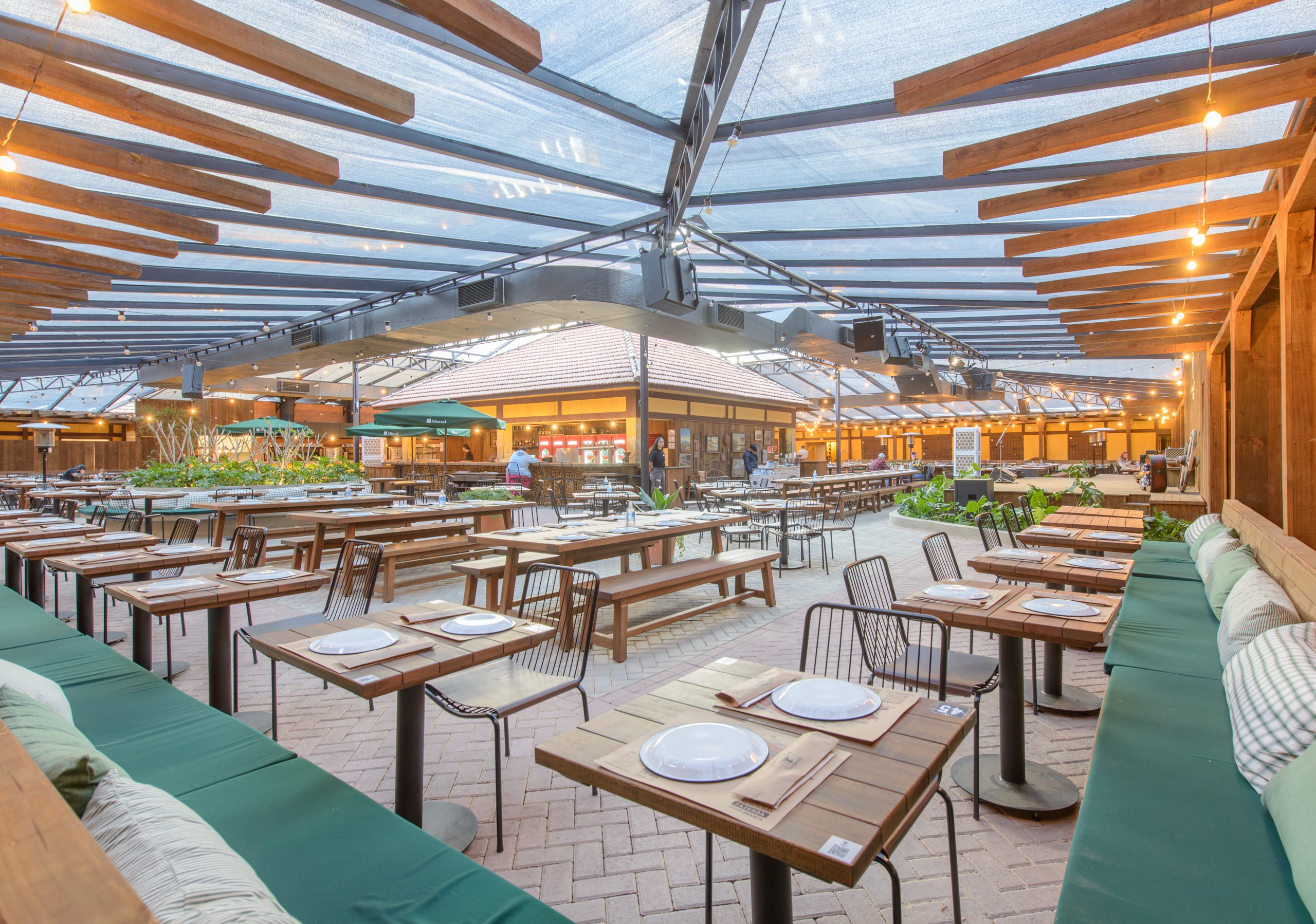 Fotografia de arquitetura e interiores - Churrascada Água Branca - Arquiteto Storrer Tamburus Arquitetura - Foto 13