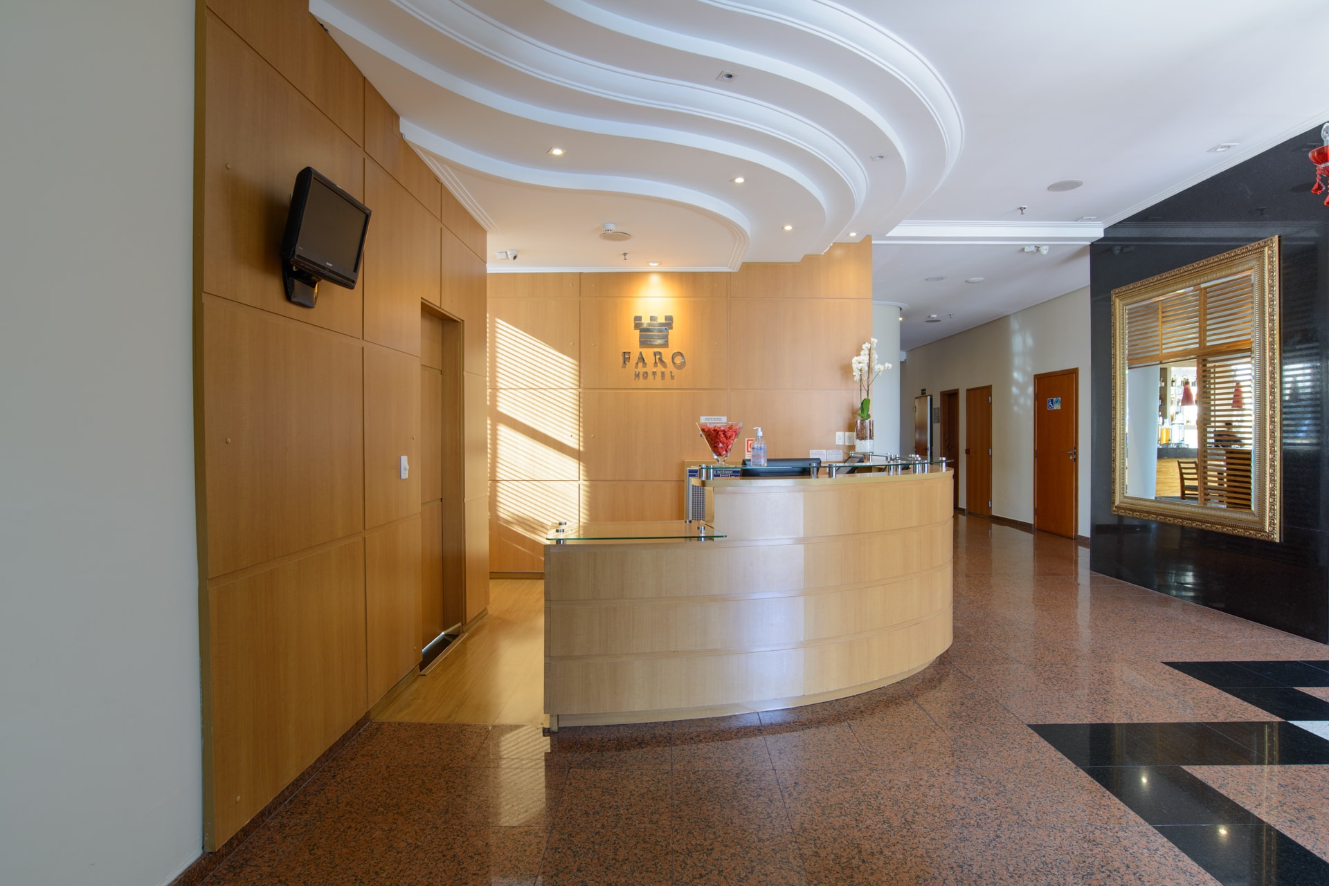 Fotografia de arquitetura e interiores - Hotel Faro SJC - Arquiteto Faro - Foto 3