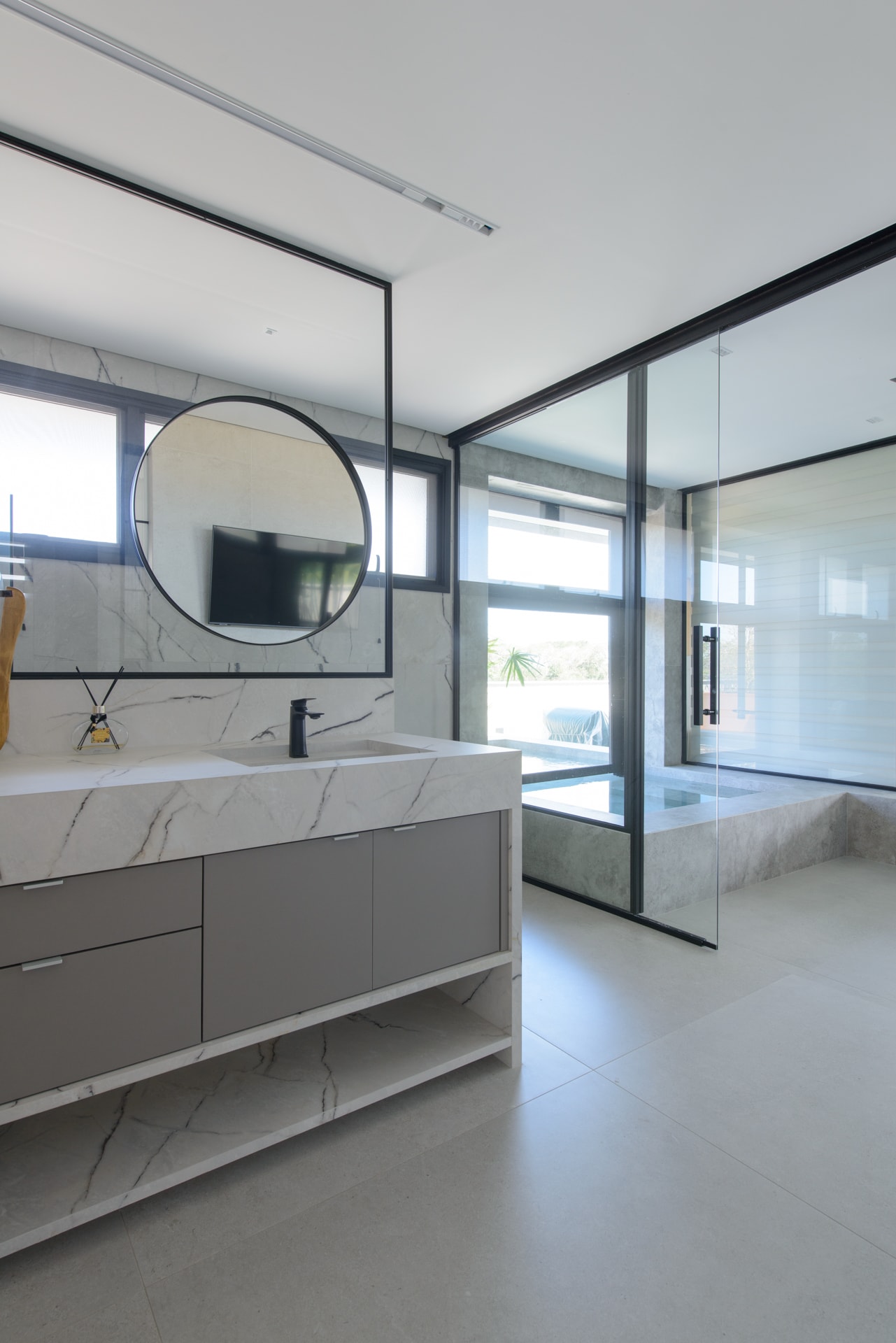 Fotografia de arquitetura e interiores - Residencia Riviera - Arquiteto Shenia Nogueira Arquitetura - Foto 57